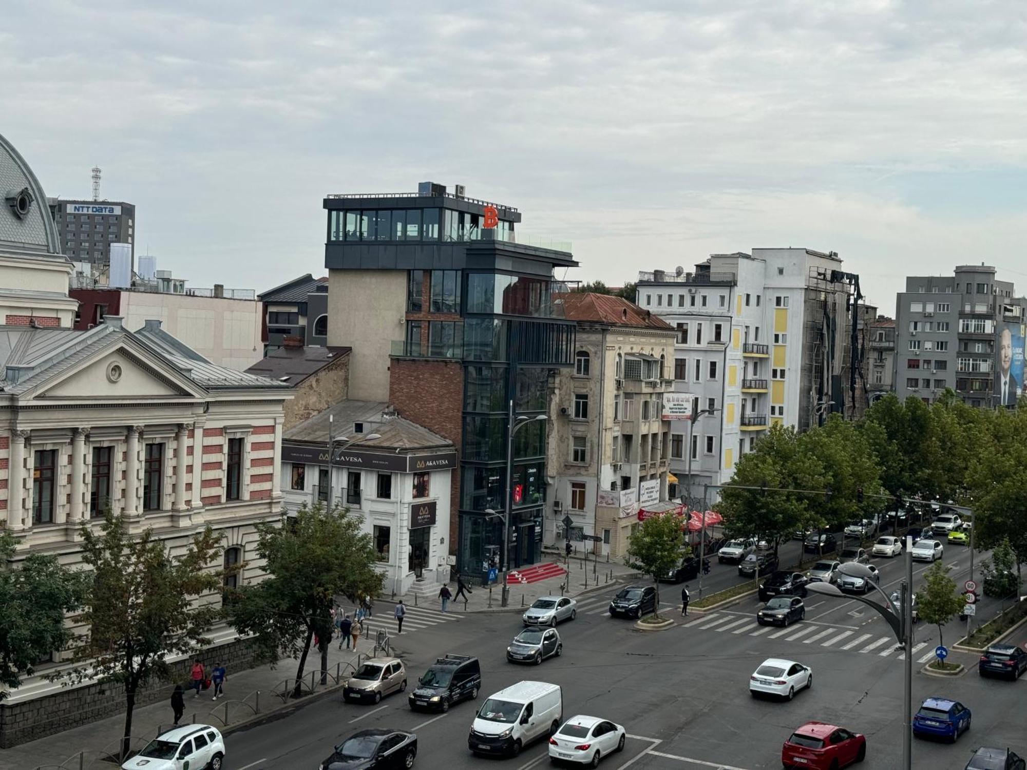 Airy & Beautiful Downtown Apartment Bucharest Exterior photo